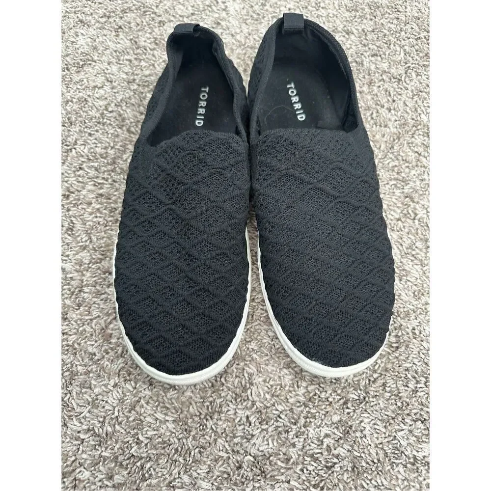 Torrid Stretch Knit Slip-On Sneaker Black Women’s 10.5WW Stretch Textured Flats